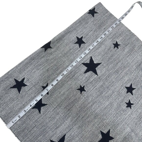 Gap Gray & Navy Star Print Reversible Scarf With Fringed Edges 78X24 inches - Picture 9 of 11
